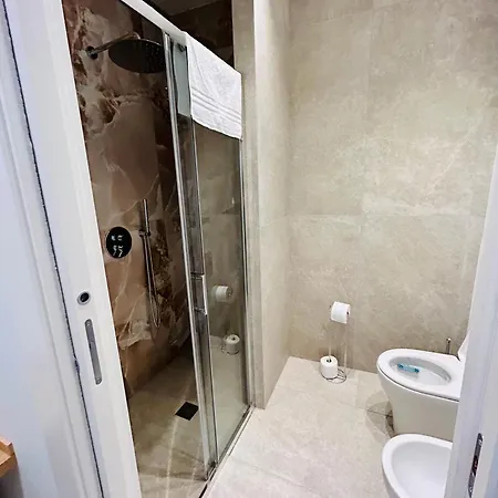 Aura 4*